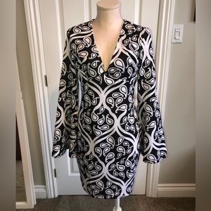 3/$20 VENUS v-neck dress